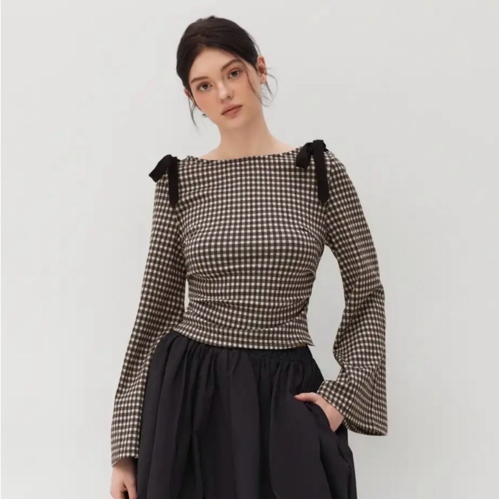NWT Cider Coffee and White Gingham Blouse with Bow Accents Size XS